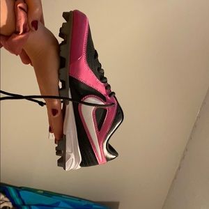 Brand new nike softball shoes